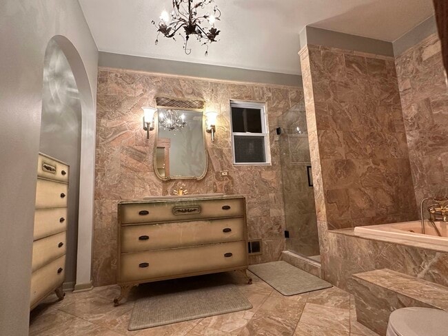 bathroom - 1700 N Windsor Dr