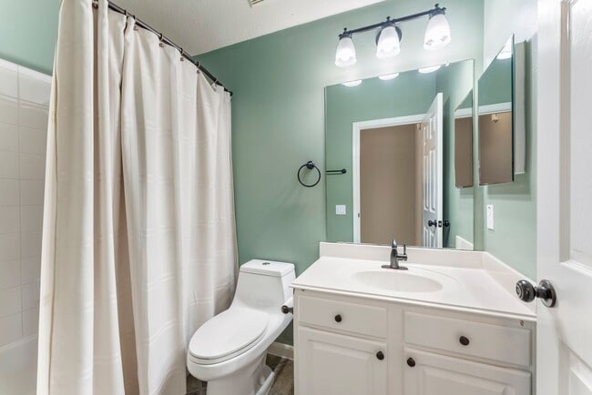 Building Photo - 11 S Bendrook Loop