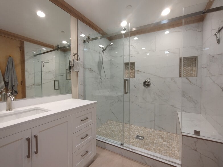 New walk-in shower - 121 S Hope St
