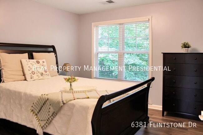 Building Photo - 6381 Flintstone Dr
