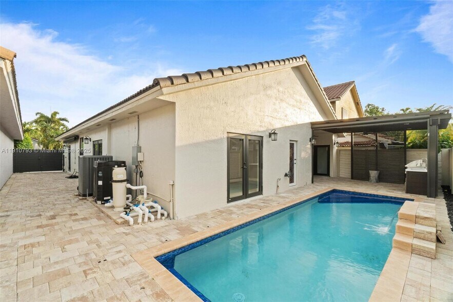 Building Photo - 9173 NW 147th Ter