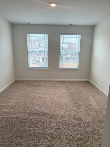 Building Photo - 1508 Independence Blvd