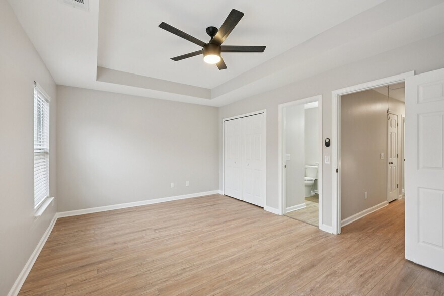 Master Bedroom - 585 McWilliams Road