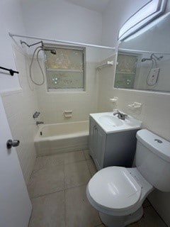 Building Photo - 230 SE 4th Ave