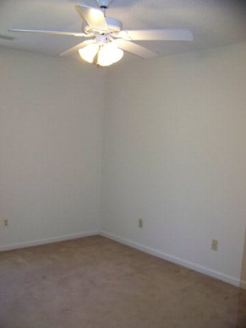 Building Photo - 20 Ramsgate Ct