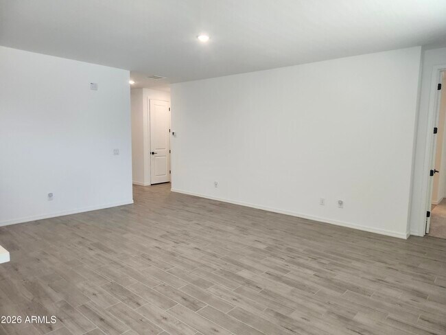 Building Photo - 4183 E Brook Lynn Pl