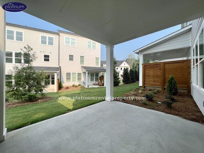 Building Photo - 1249 Winterhaven Dr