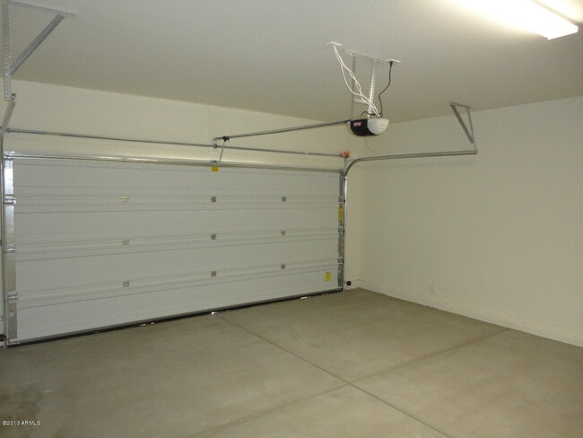 Building Photo - 16343 N 73rd Dr