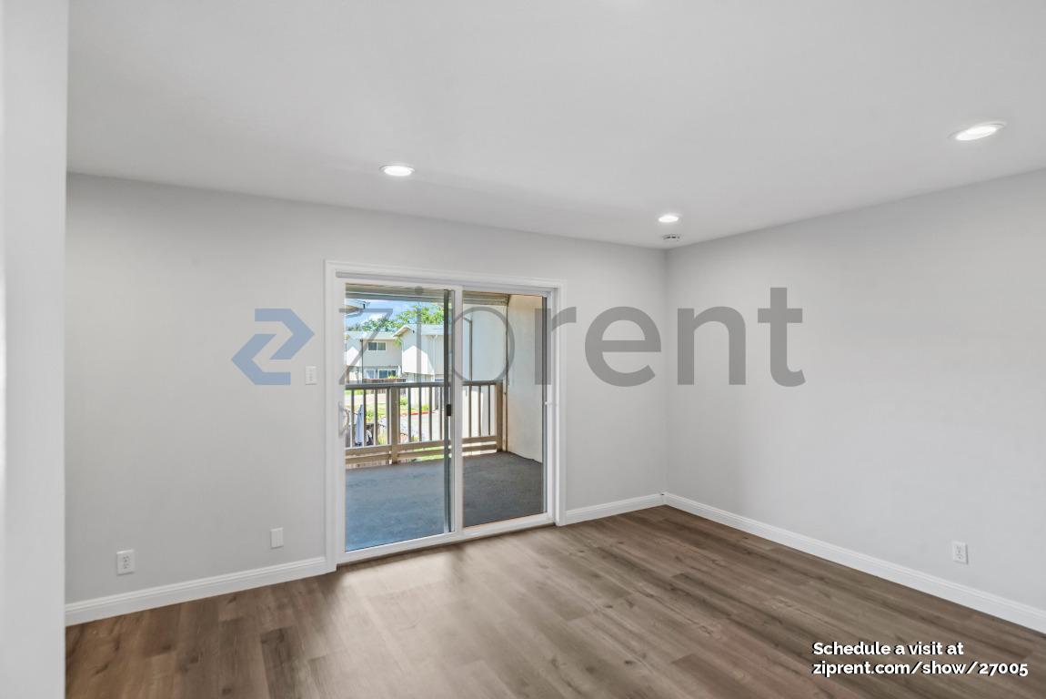 Building Photo - 3385 La Selva St