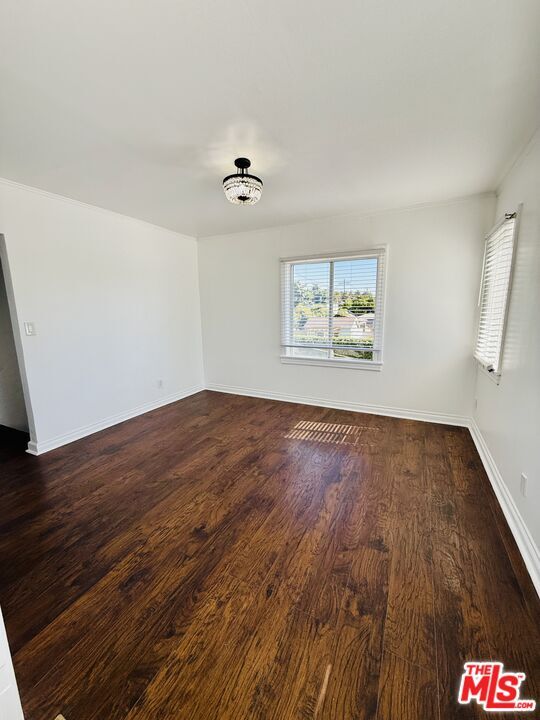 Building Photo - 3883 S Gramercy Pl