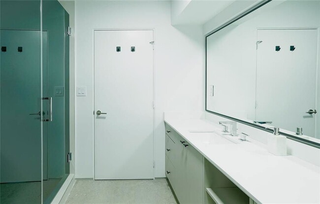 Building Photo - 1747 NW 31st St