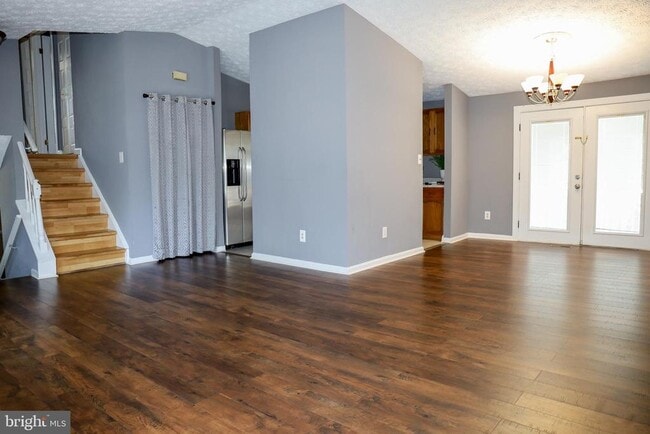 Building Photo - 3006 Summershade Ct