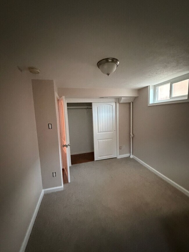 Building Photo - Gorgeous Home in Bountiful!