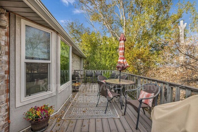 Building Photo - 2335 Summerwood Dr