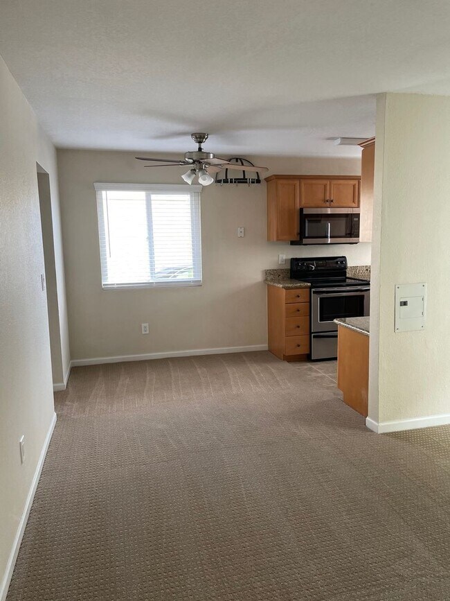 Building Photo - BEADNELL-QUIET UPGRADED CONDO IN GATED COMMUNITY W/ POOL