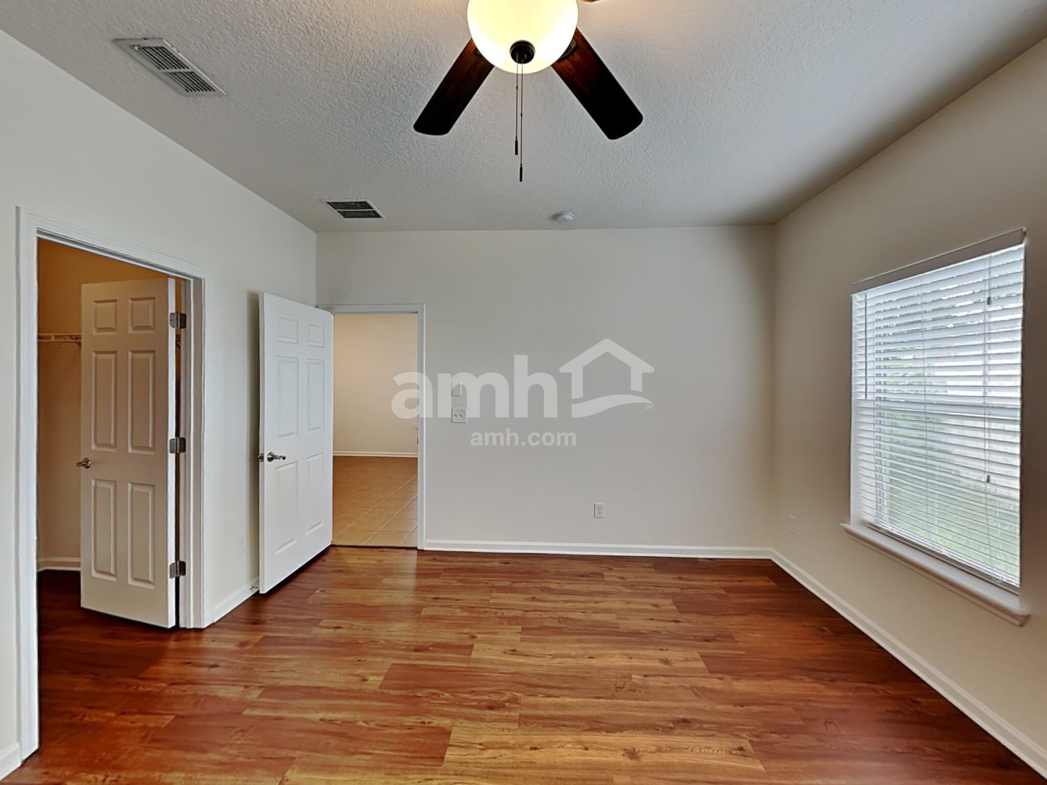 Building Photo - 6245 Devonhurst Dr