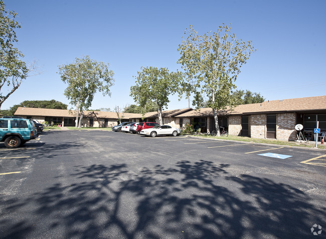 Building Photo - Windwood Apartments