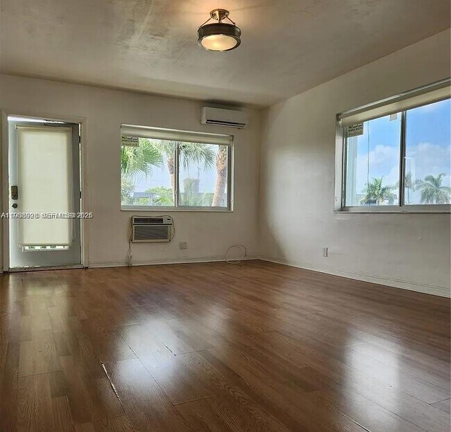 Building Photo - 455 Golden Isles Dr