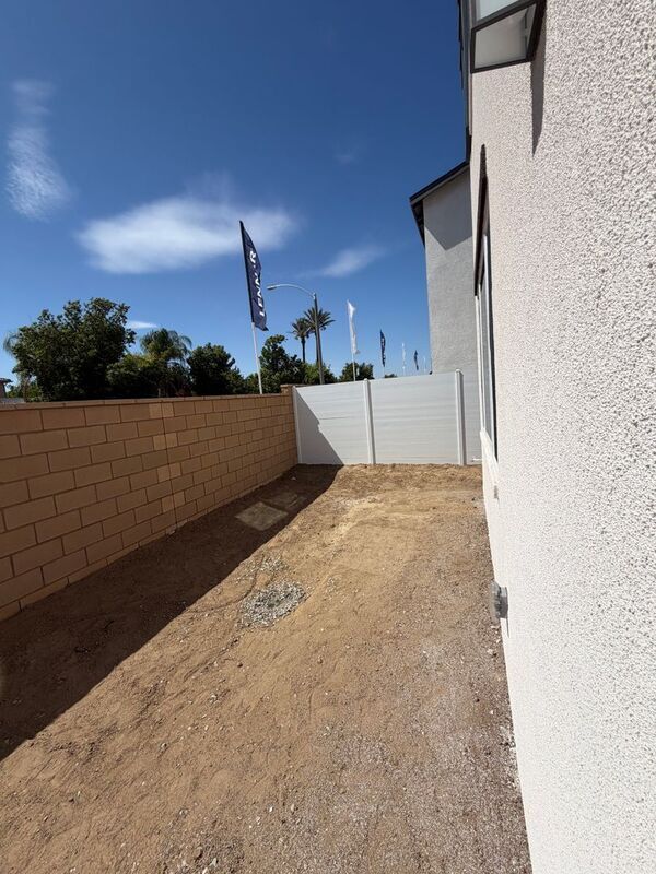 Building Photo - 36549 Altisima Dr