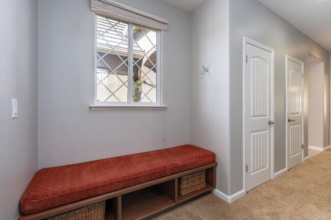 Building Photo - Harlan Ranch Home with Yard for Lease