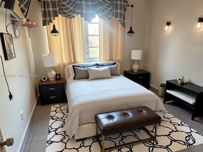 Building Photo - 20603 NE 6th Ct