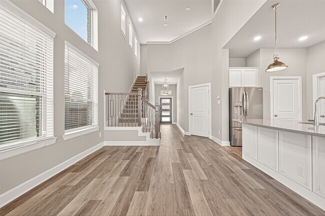 Building Photo - 23754 Pullin Market Dr