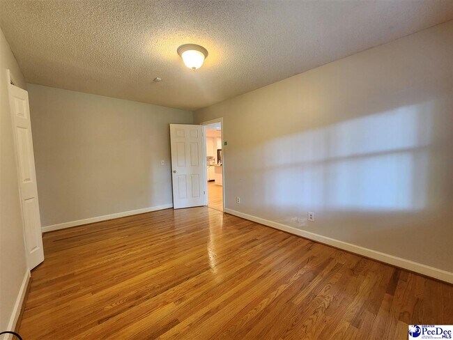 Building Photo - 1030 Cheraw Dr