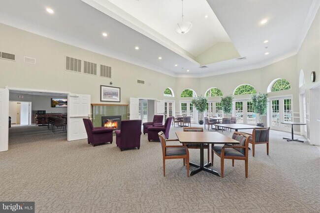 Building Photo - 12109 Wedgeway Ct