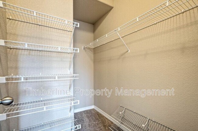 Building Photo - 4880 Kerry Lynn View