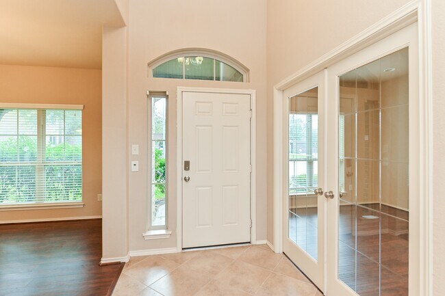 Building Photo - 11535 Elizabeth Brook Dr