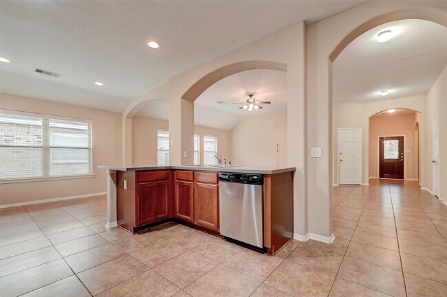 Building Photo - 6131 Moran Crest Dr