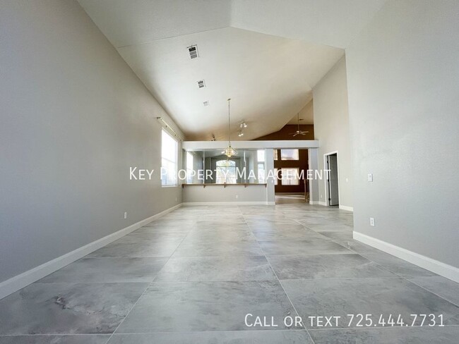 Building Photo - BEAUTIFUL 4 BEDROOMS, 3 BATH TWO STORY HOM...