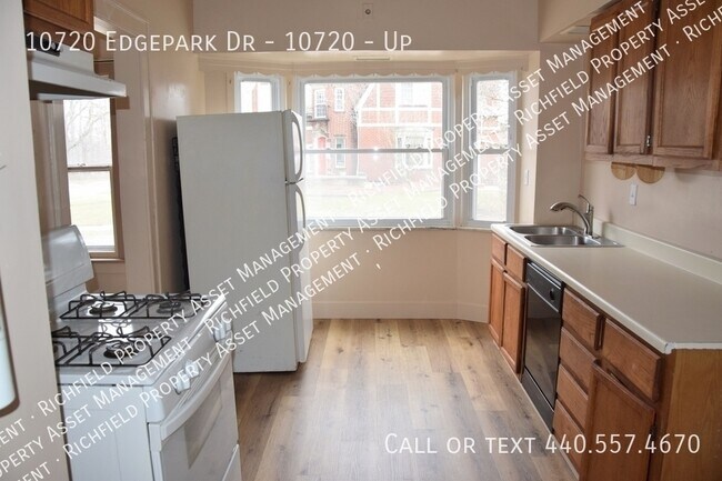 Building Photo - 10720 Edgepark Dr