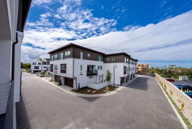 Building Photo - Available now! Brand New 4 Bedroom Townhom...