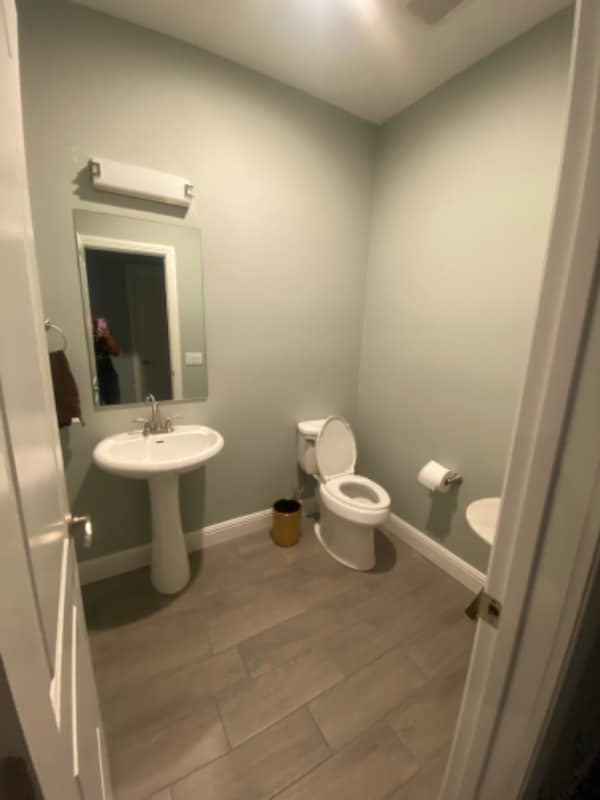 Building Photo - 23673 Kathryn St