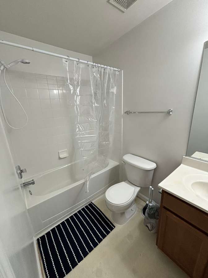 Building Photo - 5177 Mallards Landing Dr