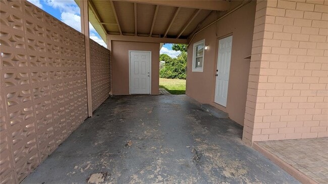 Building Photo - 21298 Percy Ave