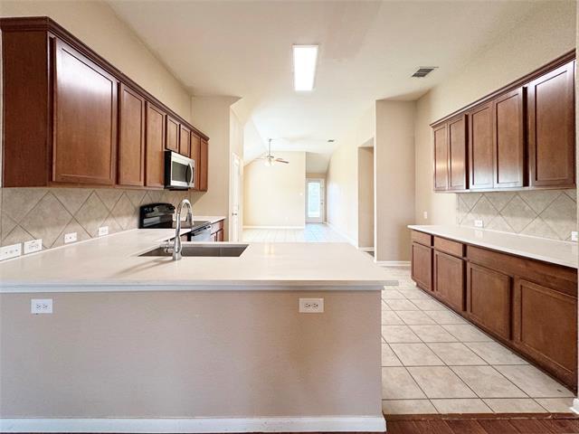 Building Photo - 12109 Macaroon Ln