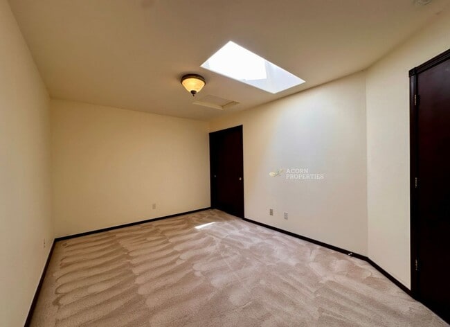 Building Photo - 1331 SW Harbor Vista Cir