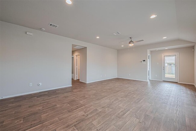 Building Photo - 15312 Timber Preserve Ln