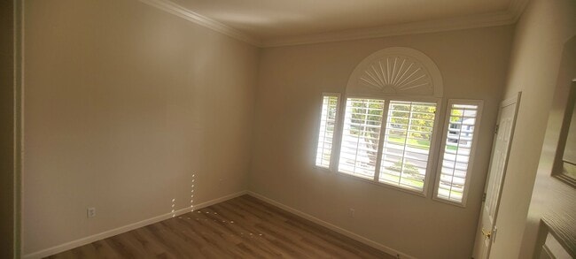 Building Photo - Sun City: 55&older Community - Single Story- 2 Bedroom Plus Den 2 Bath 2 Car Garage Large Fenced ...