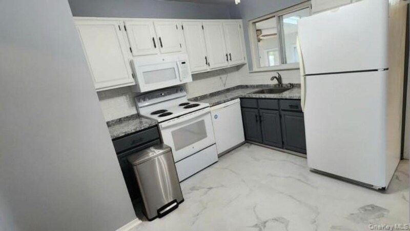 Building Photo - 72 Propose Rd