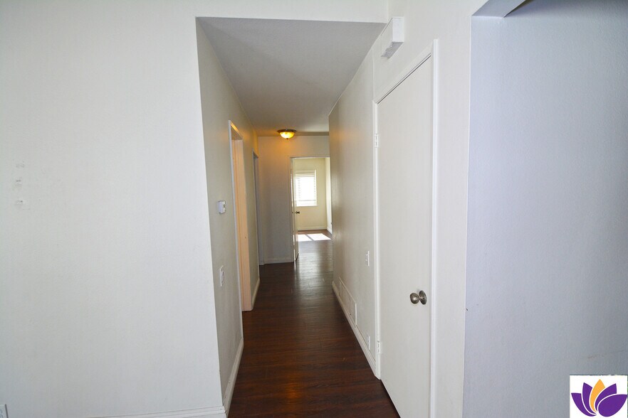 Building Photo - 3025 Morningside Dr