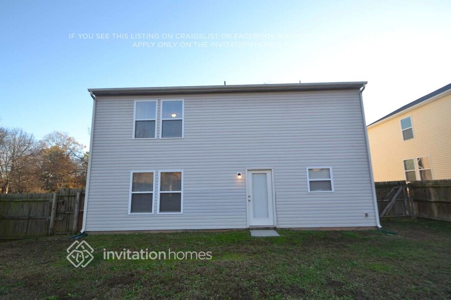 Building Photo - 8629 Rockmoor Ridge Rd