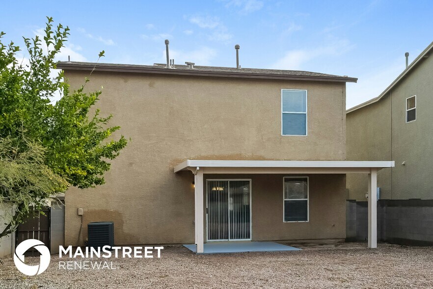 Building Photo - 7080 S Dunnock Dr