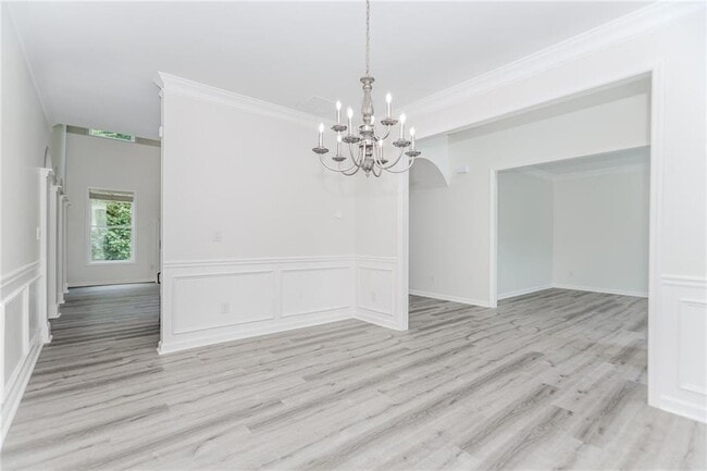 Building Photo - 2023 Jameson Cir NE