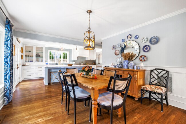 Building Photo - 15 Overlook Pl