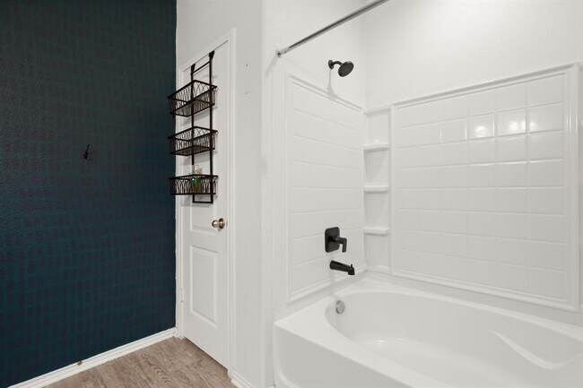 Building Photo - 243 Mancos Dr