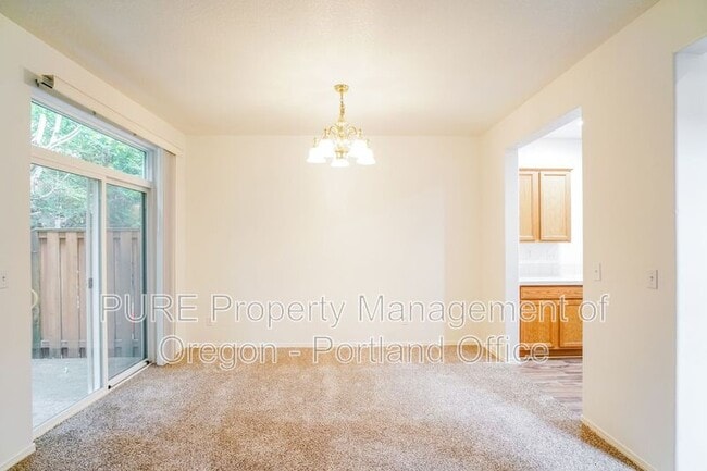 Building Photo - 16215 SW Blue Goose Ln