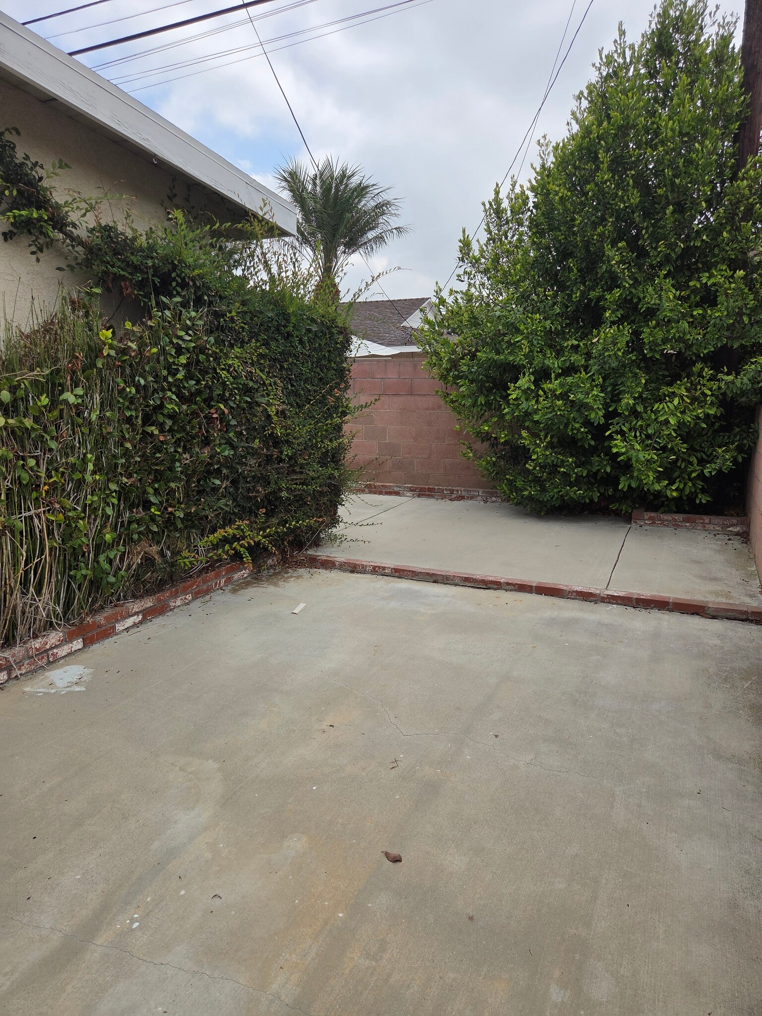 Building Photo - 21322 Marjorie Ave
